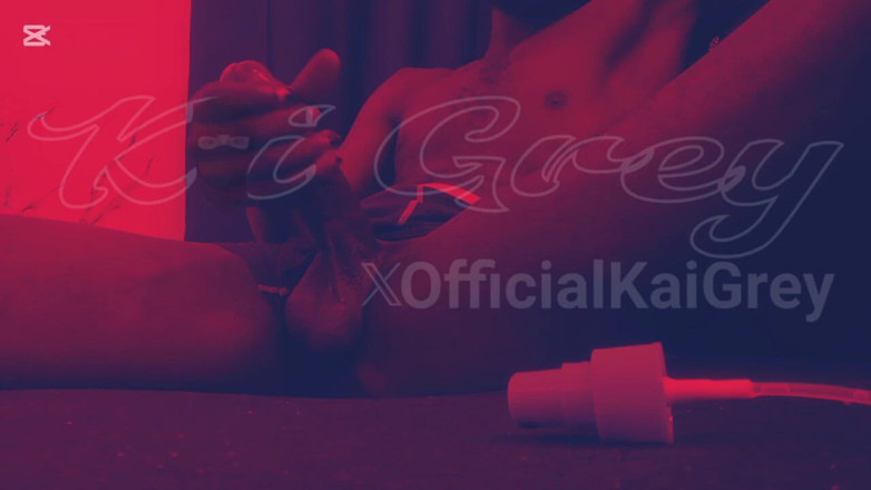 Official Kai Grey: 彼女の朝と乳首の拍手の音に合わせて演奏する