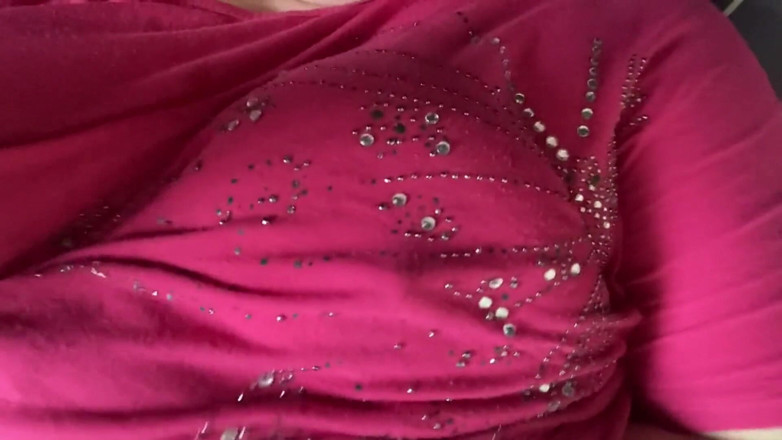 Real homemade BBW BBC porn: SSBBw spielt hart mit meinen möpsen, brustwarzen