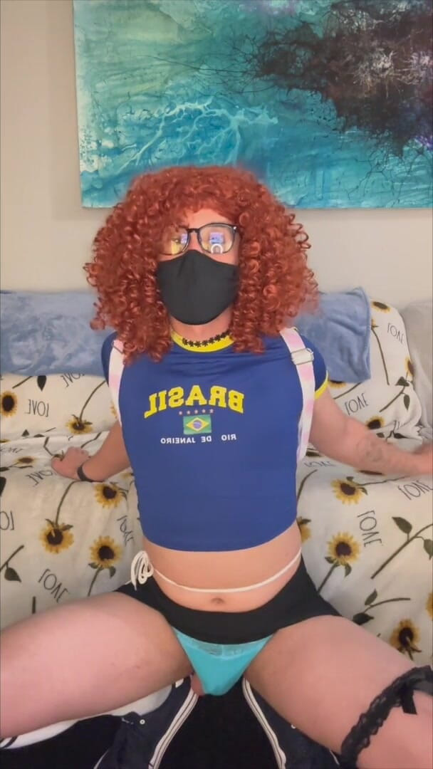 AshleyJ CD: Kızıl saçlı kadın kılıklı cd balon solo