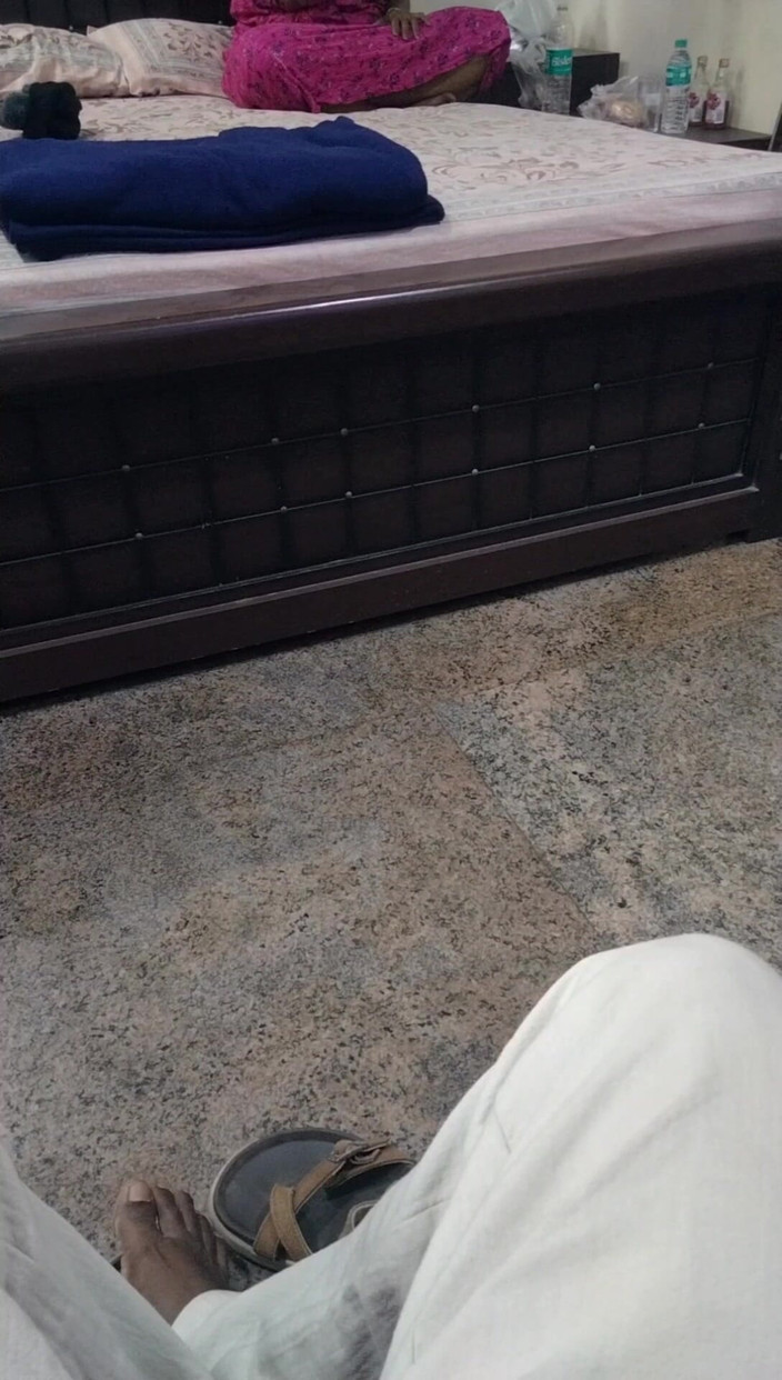 Tamil lesbian: Sexy Leg Hot Show