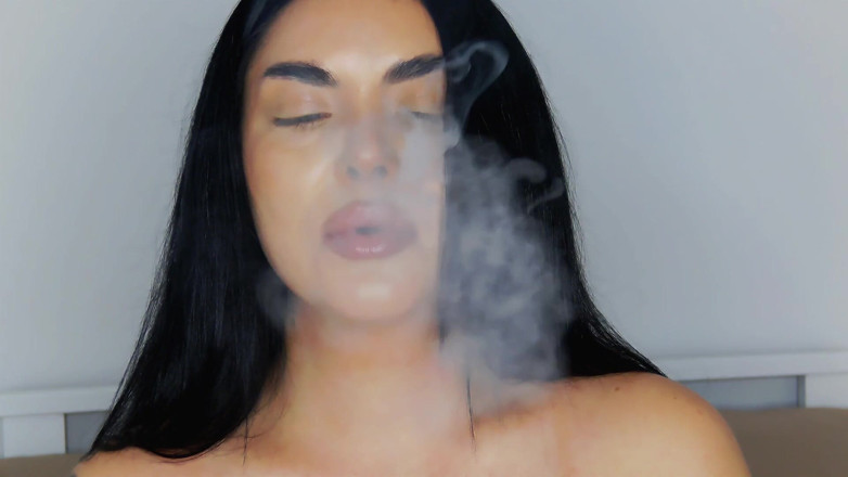 VVGO: Step Mom Smoke Before Ruin You