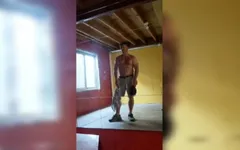 Wanker tầng hầm