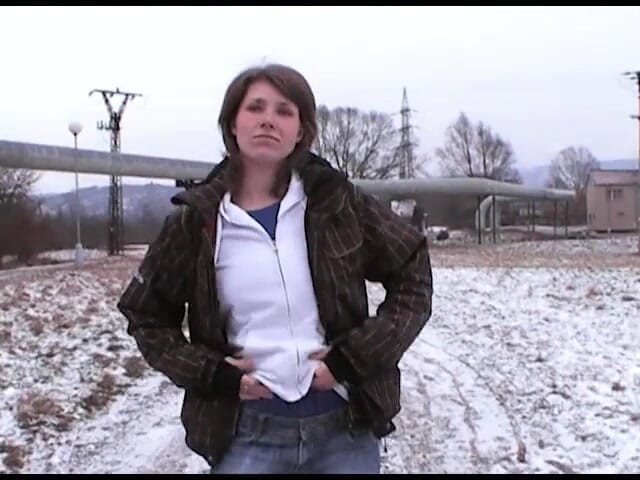 All Those Girlfriends: Fran shows her body on winter cold