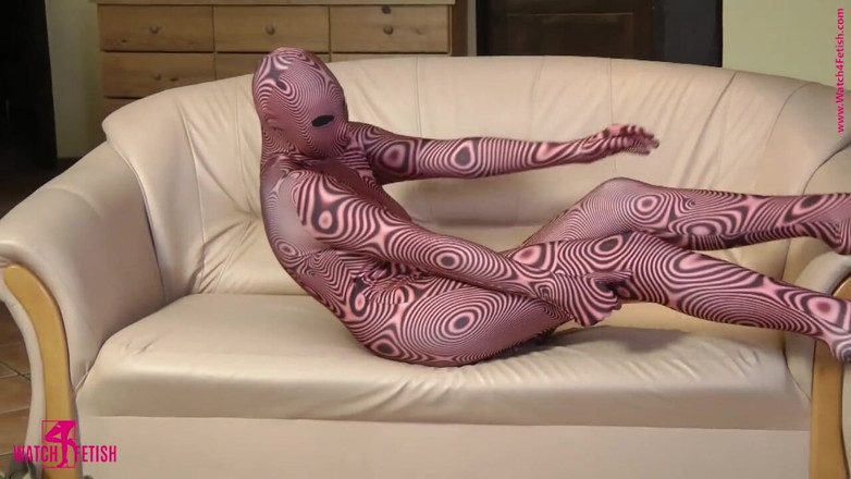 ZentaiDolls: Zentai strip Anny