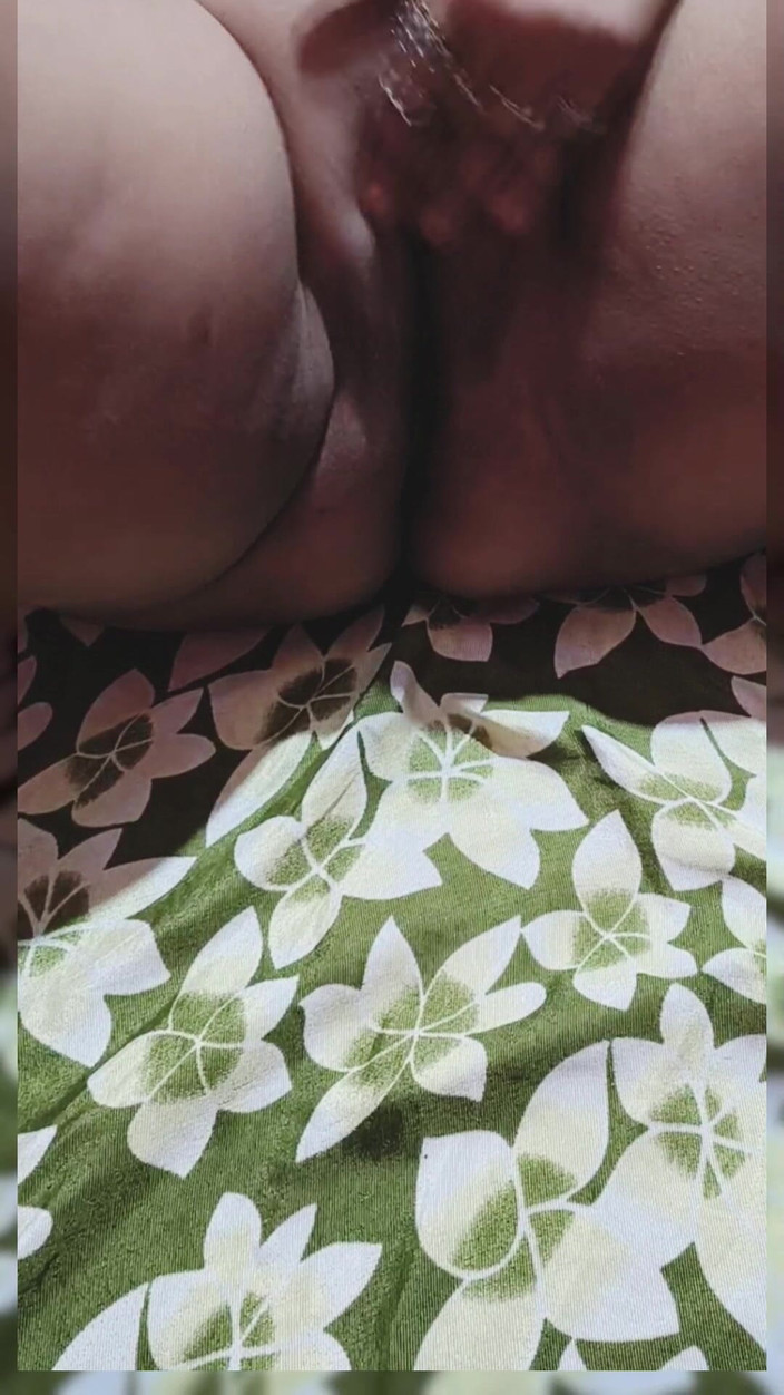 Dream Mahi: Nová desi bhabhi na jednu noc s macechou se dveřmi...