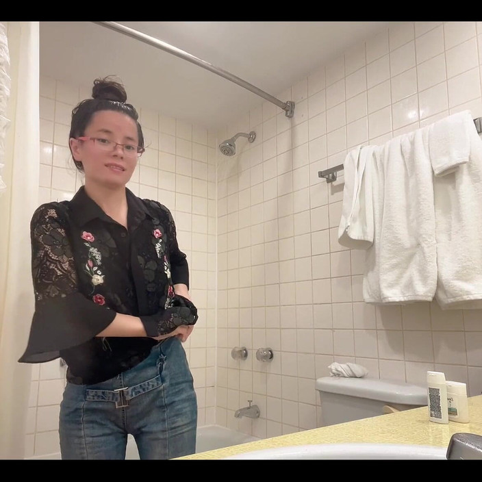 sweethanajapanese: 화장실에서 더 보기 위해 나를 구독해