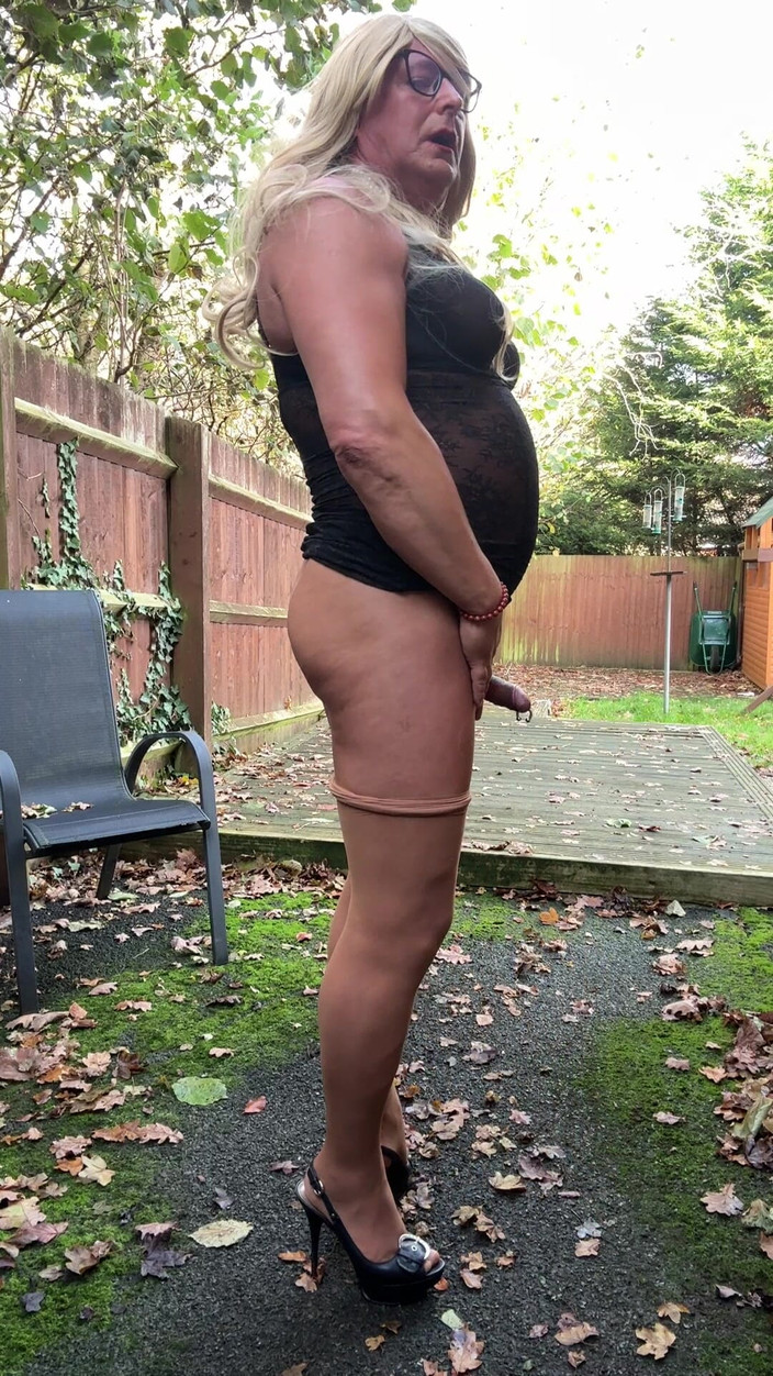Kellycd2022: Sexy Crossdresser Kellycd2022 in Black Lace Dress and Seamless Pantyhose