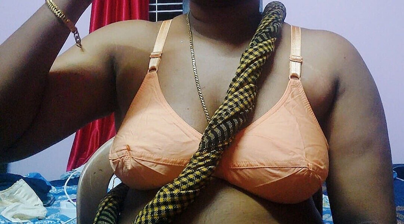 Desi Mohini: Com tesão sexy Mohini Bhabhi hardcore com amante