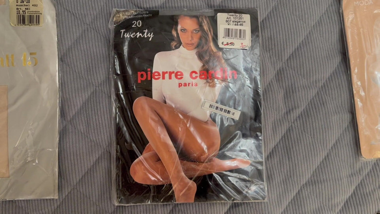 Pantyhose Tester: Footjob in Italian Pantyhose