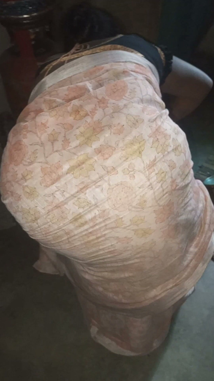 YangZi 69: Mi hermanastro iba tras de mí para follarme, al final...