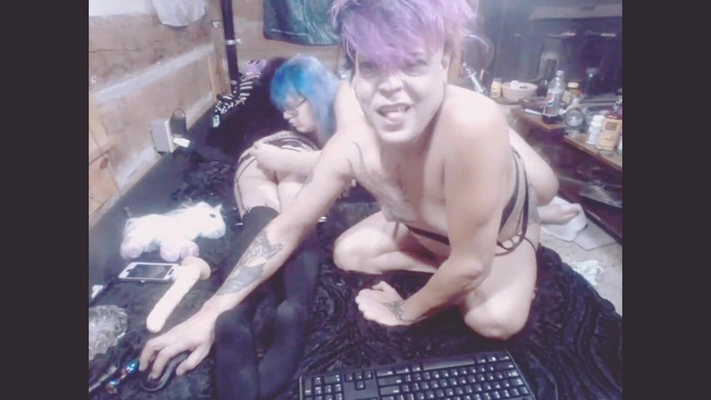 House of whorrors vault of darkness: 8.11.21 Cy's House of Sex Cam 3some Translez + Cis