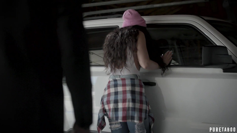Pure Taboo: PURE TABOO - Whitney Wright é perfurada por político escória para proteger...