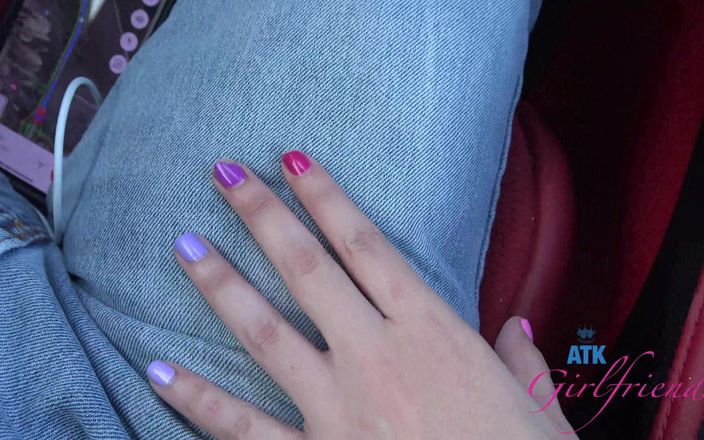 ATK Girlfriends: Virtueller urlaub
