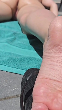 Subathing Bogel (barefoot)