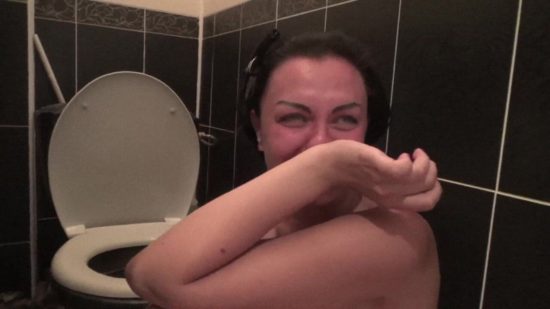 Sexy Milf: Kate teasing you stripping and lick the toilet