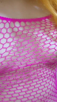 Trans Com Enormes Mamilos Inchados Ordenha E Dá Um Tapa Neles até Lactantes.