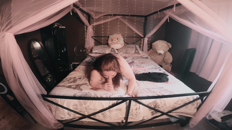 SexyNEBBW: Bed full of toys
