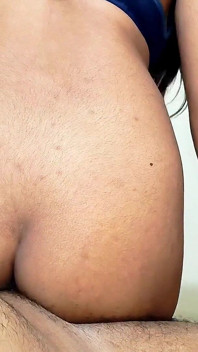 Nevlastní sestra byla na mém péru, její zadek se třese, když je ošukaná, hindské roleplay