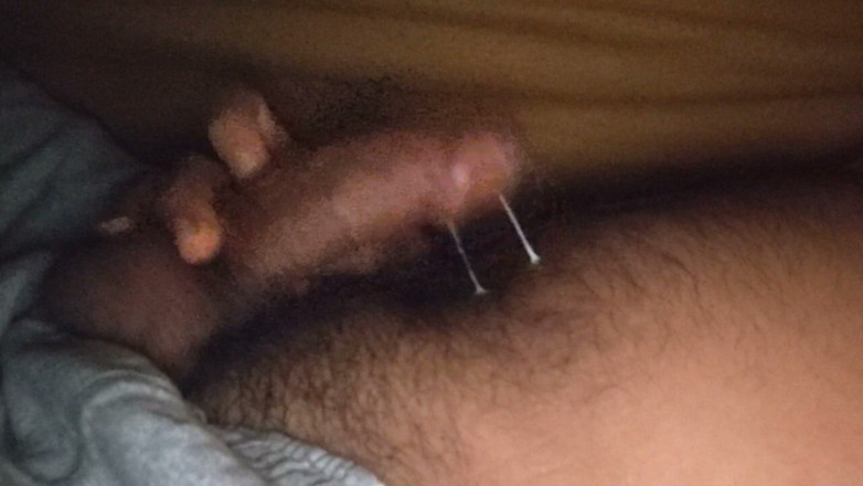MyBigDick100: Il succo di presborrata del mio cazzo fa un suono...