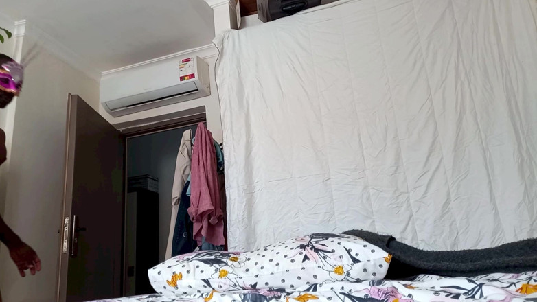 Jollyfuckingoldman: Kote hitam besar isteri jalang menitis pepek bahagian 11