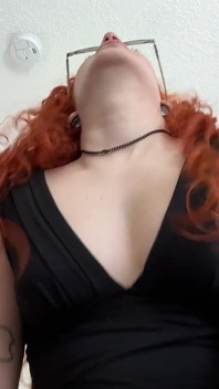 Paroháč tě donutí můj penis zvětšit: Futa POV sání a šukání