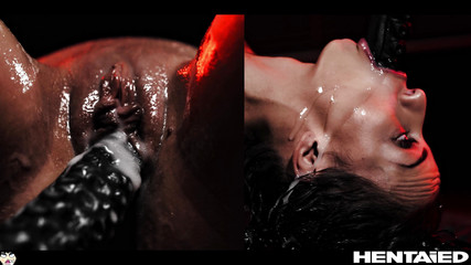 Hentaied: Real Life Hentai: Haneen zažije hardcore penetraci, od kundy po ústa