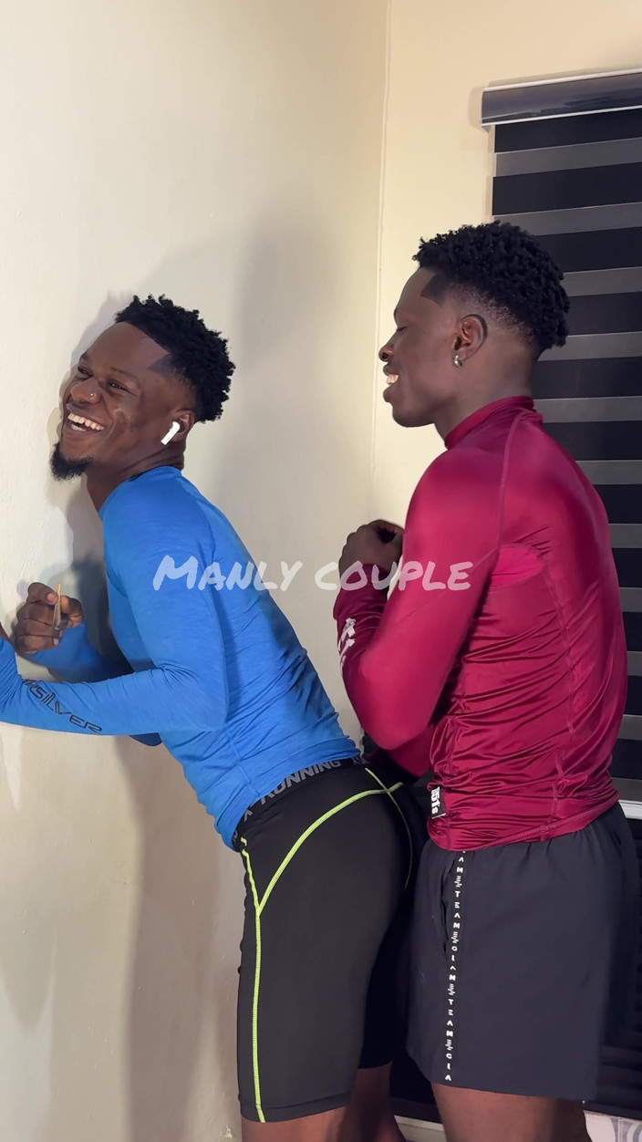 Manlyempire1: Couple