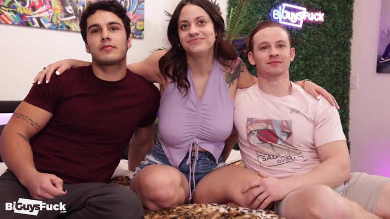 Bi Guys Fuck: 2026 Maior Vídeo de Sexo Bi na Internet!