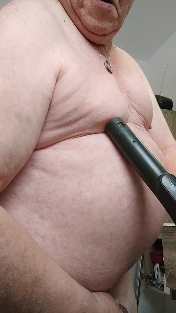 Karlchengeil: Karlhaieil en el baño 2