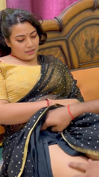 Sono andato a casa di Bhabhi durante le vacanze estive e mi sono divertita molto con il mio adorabile bhabhi, video virale hindi completo