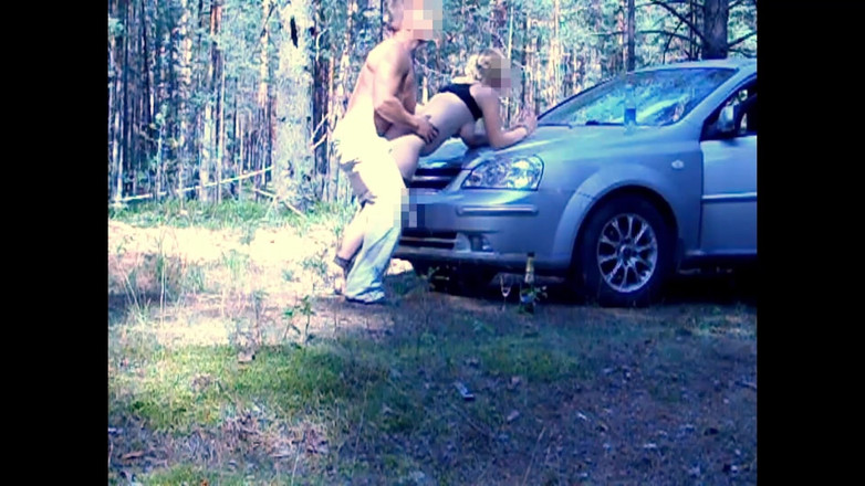 RS couple: Sexuální dovolená v lese