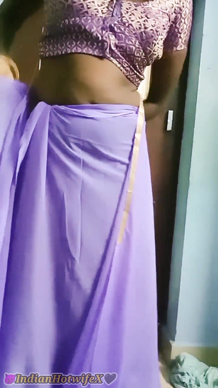 RenuRaj: Desi tamilská milfka Renus Saree Škádlení na misionáře přítelem, paroháč sleduje!...