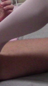 MILF Footjob and Cumshot on Pantyhose