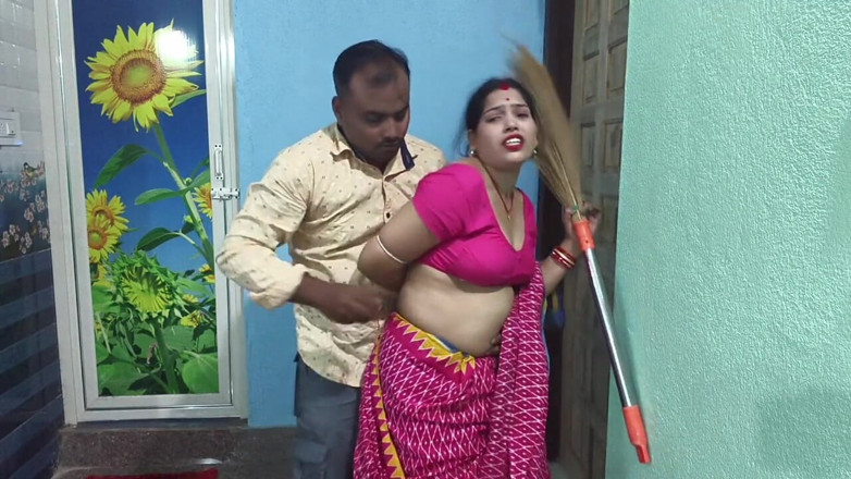 Sona bhabhi: Video rekaman seks hardcore istri hot india di rumah Saat...