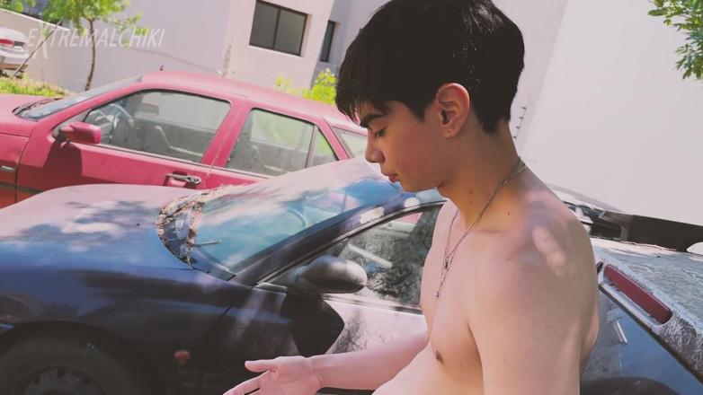 Extremalchiki: Latino Twink branlette, parking à la gare