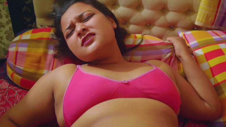 BIREA: Desi Jhuma Boudi of the Neighborhood Had Sex with Two...