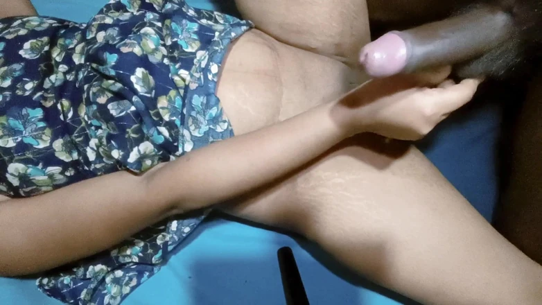 Sonamone07: Stiefschwester volles sexvideo 2