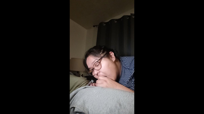 DeesDeepThroat: Docemente Dee