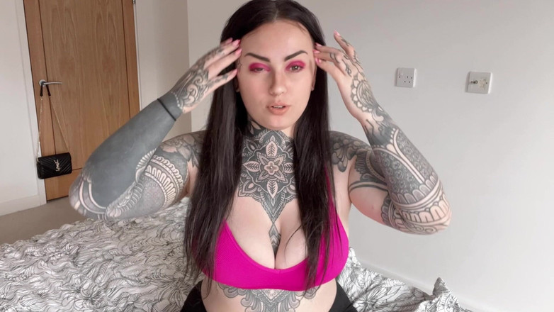 Miss Valentina: Binge sur ma perfection