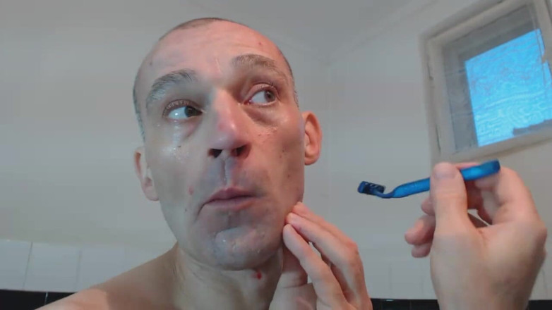 TIVADAR 73: Tivadar 73 shaving 2.
