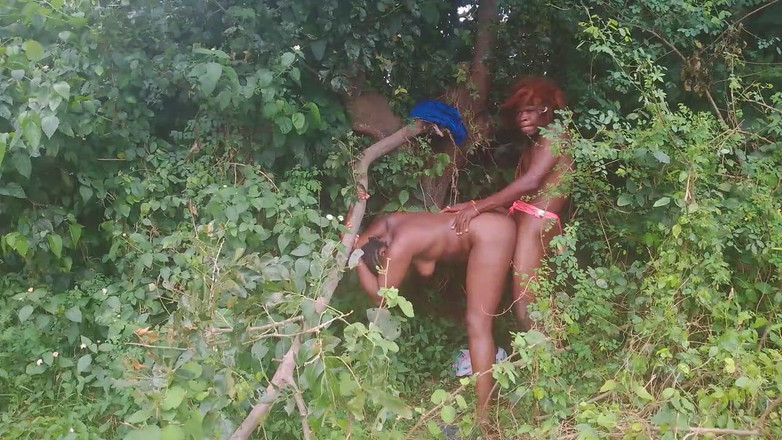 Sex naija 1: Chtěla mě ošukat, tak jsem ji vzal do ruky nedokončenou...