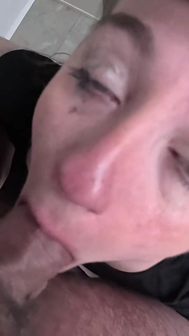 Shower Peeper Destroys PAWG (Kayleigh Reid) Shower Peeper Destroys PAWG (Kayleigh Reid)