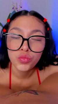Sexy lesbičky lízají své kundičky v POV