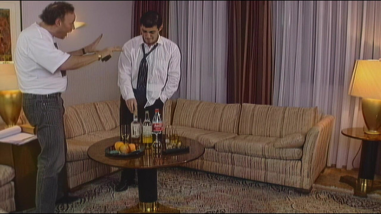 MMV BEST MOVIES AND CLIPS: Gorąca blondynka intensywnie dba o obsługę klienta