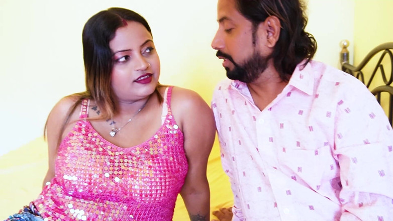 Your dream girl: Un courtier immobilier baise sa cliente desi indienne sexy à gros...