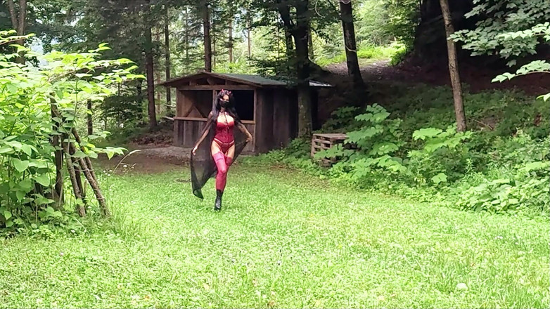 Miss Lilith devil: 罪恶的熟女