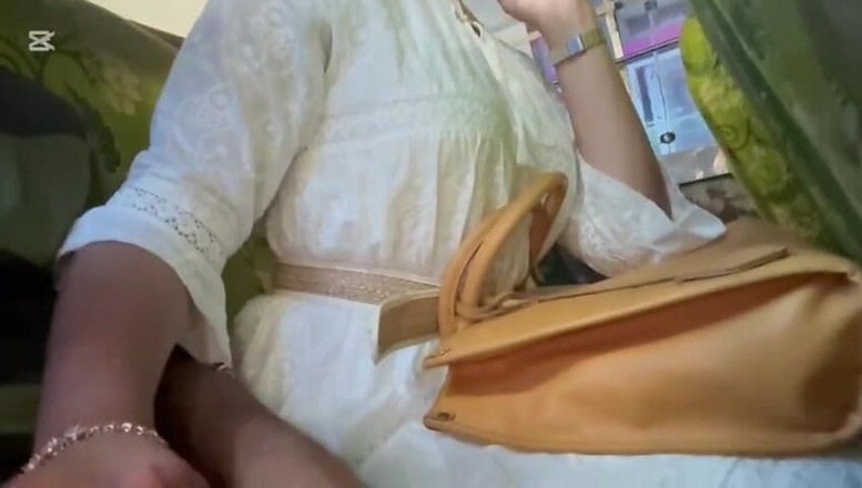 Hotfuck20: Public Bus Handjob with Random Girl