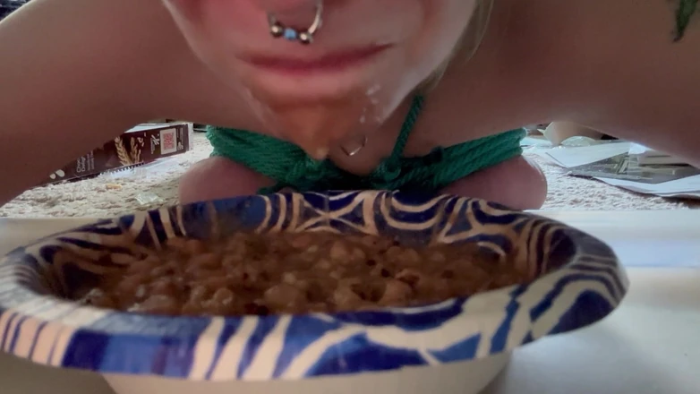 Hot potato girl: Humiliating Dinner Time
