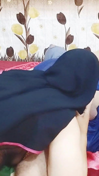 Six-marat Abiyah Al-sharmuta