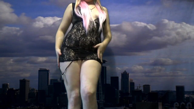 Goddess Misha Goldy: Solo yo el dueño de Todo el mundo!! ¡El giganta malvada...